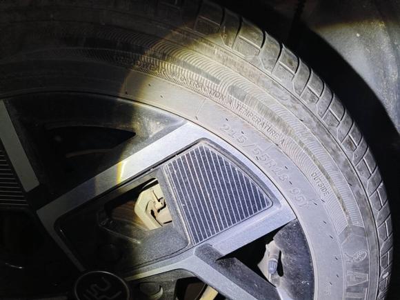 [上海·沪A] 二手比亚迪元PLUS2022款 510KM 旗舰型