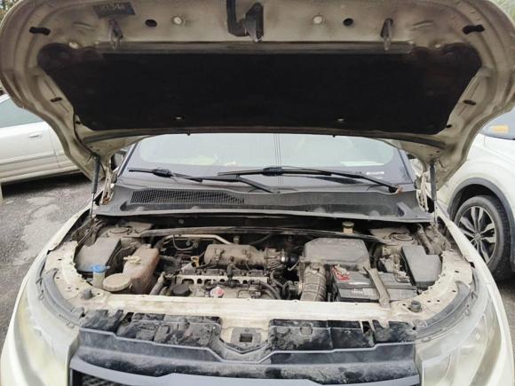 [佛山·粤E] 二手陆风陆风X72015款 2.0T 全景尊享版