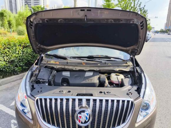 [南京·苏A] 二手别克别克GL82014款 3.0L GT豪华商务豪雅版