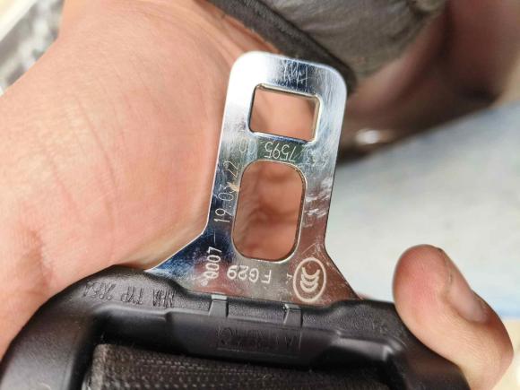 [济南·鲁A] 二手奔驰威霆2021款 2.0T 商务版 7座