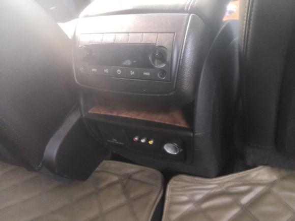 [佛山·粤A] 二手别克昂科雷2010款 3.6L 旗舰版