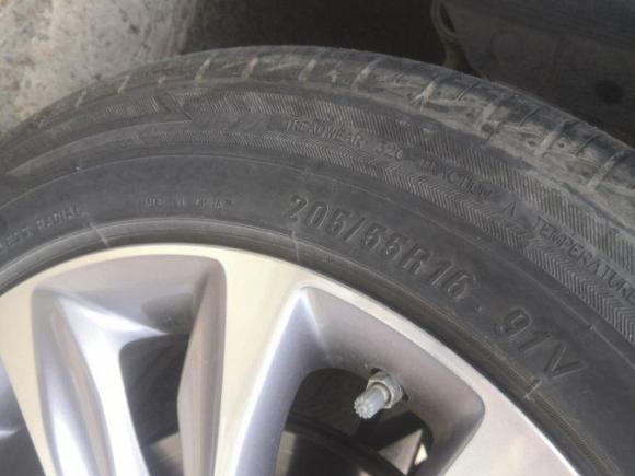 [上海·沪C] 二手雪佛兰科鲁泽2022款 320 自动悦享天窗版