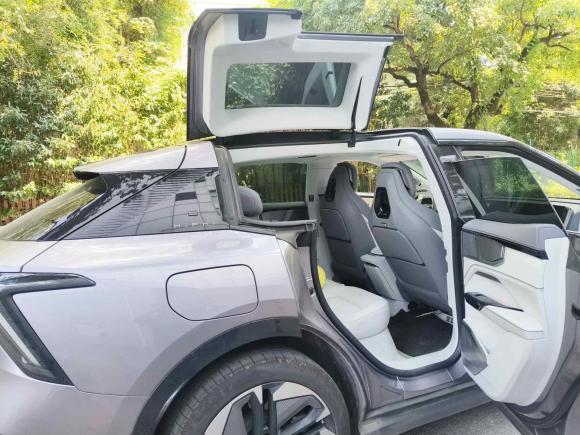 [上海·沪A] 二手高合汽车高合HiPhi Y2023款 560km 精英版