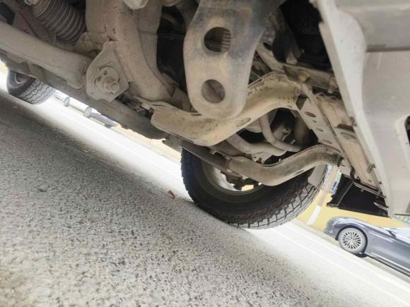 [成都·川F] 二手江铃驭胜S3502014款 2.4T 自动两驱柴油豪华天窗版5座