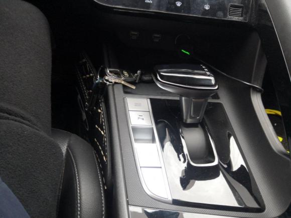 [南通·苏F] 二手现代伊兰特2021款 1.5L CVT LUX尊贵版