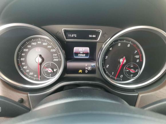 [上海·沪D] 二手奔驰奔驰GLE2017款 GLE 320 4MATIC 动感型