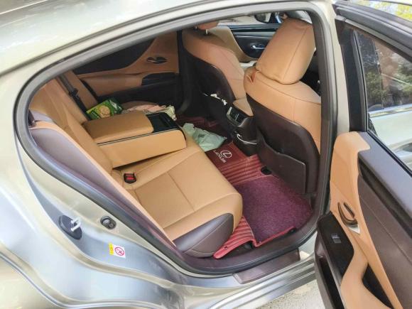 [南昌·赣M] 二手雷克萨斯雷克萨斯ES2018款 200 卓越版 国V