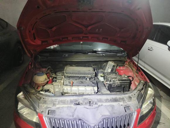 [上海·沪C] 二手斯柯达晶锐2012款 1.6L 自动酷黑版