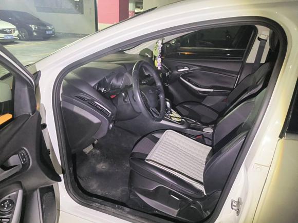 [武汉·鄂A] 二手福特福克斯2015款 两厢 EcoBoost 180 自动运动型