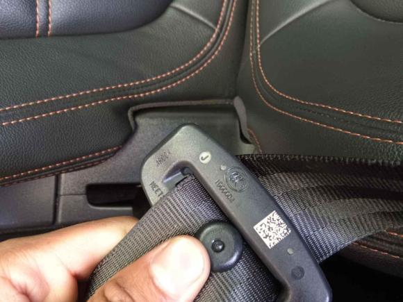 [广州·粤E] 二手捷豹捷豹XEL2018款 2.0T 200PS 尊享版