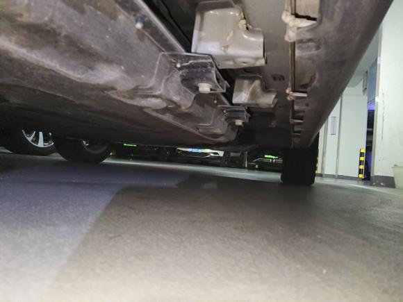 [深圳·粤B] 二手零跑汽车零跑T032022款 星钻版