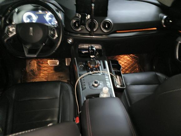 [南昌·赣A] 二手魏牌魏牌 VV52017款 2.0T 旗舰型