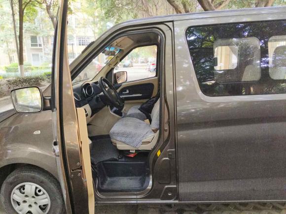 [成都·川A] 二手长安凯程长安睿行M702017款 1.5L舒适型6座背掀门DAM15DL