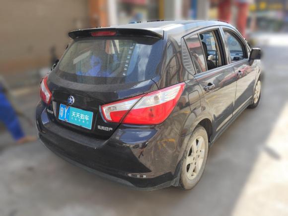 [佛山·粤Y] 二手启辰启辰R502015款 1.6L 手动时尚版