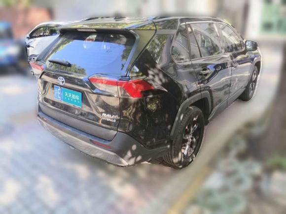 [上海·沪E] 二手丰田RAV4荣放2022款 双擎 2.5L E-CVT四驱精英Plus版