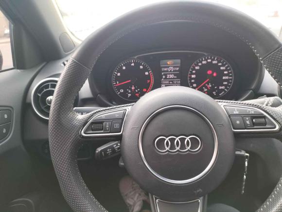 [南昌·湘A] 二手奥迪奥迪A12016款 30 TFSI Sportback S Line运动版