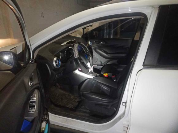 [南京·苏A] 二手比亚迪元新能源2018款 EV360 智联炫酷型