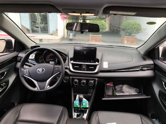 [上海·苏U] 二手丰田YARiS L 致炫2022款 致炫X 1.5L CVT尊贵版