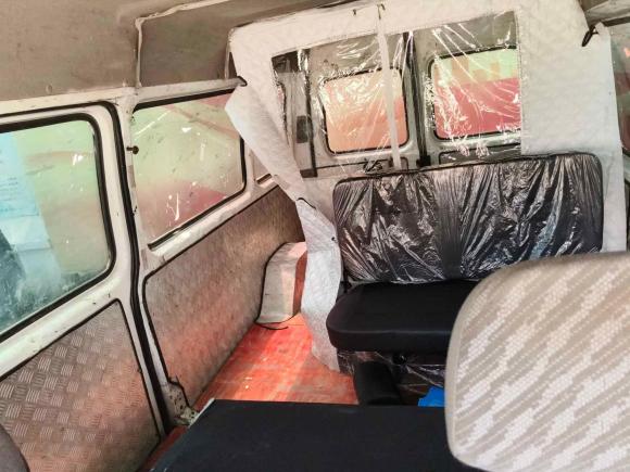 [温州·浙C] 二手福特经典全顺2015款 2.8T柴油多功能车长轴6座中顶JX493ZLQ4