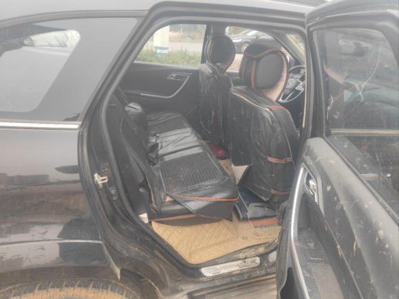 [南京·苏M] 二手江铃驭胜S3502014款 2.4T 自动两驱柴油豪华天窗版5座