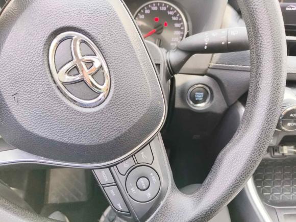 [上海·沪D] 二手丰田威兰达2020款 2.0L CVT两驱豪华版