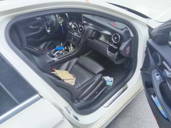 [武汉·鄂W] 二手奔驰奔驰C级2015款 改款 C 200 L 运动型