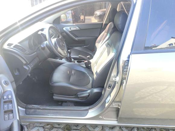 [无锡·苏B] 二手起亚福瑞迪2011款 1.6L MT GL