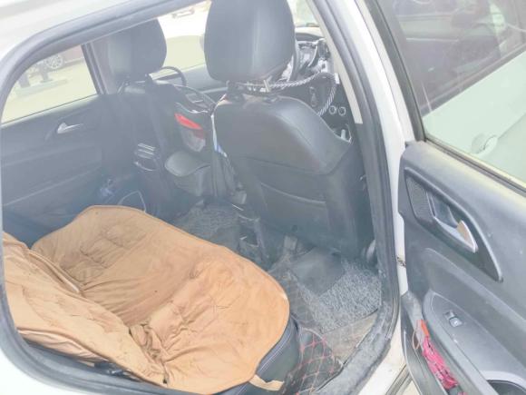 [合肥·皖A] 二手中华中华V32016款 1.5L 手动舒适型