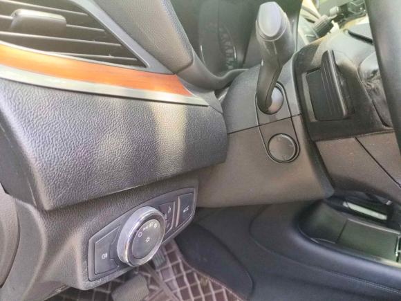 [南京·苏A] 二手林肯林肯MKC2017款 2.0T 两驱尊雅版