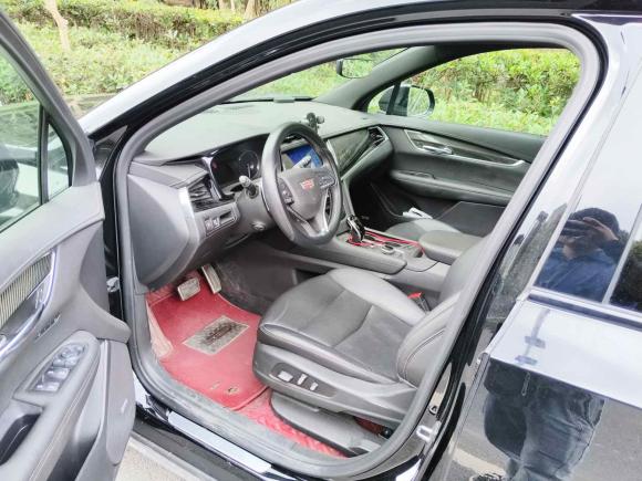 [合肥·皖A] 二手凯迪拉克凯迪拉克XT62020款 28T 六座豪华型