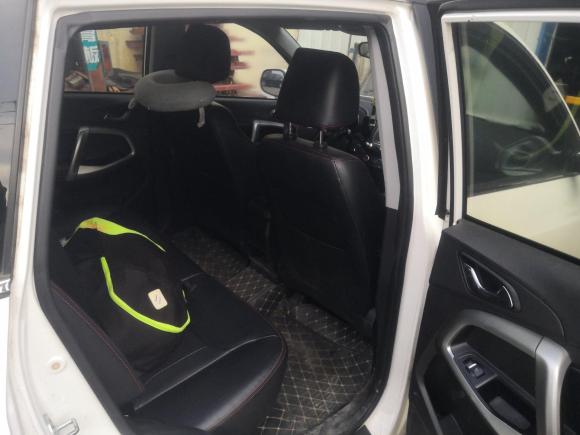 [武汉·粤S] 二手奇瑞瑞虎52015款 2.0L CVT家悦版