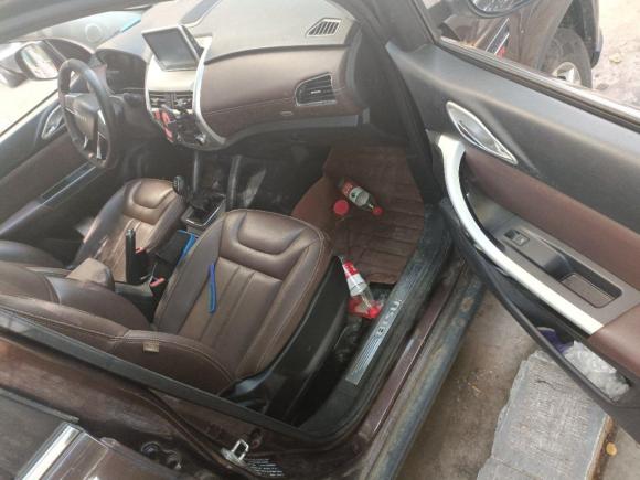 [济南·鲁A] 二手比速汽车比速T52017款 1.5T 手动豪华型