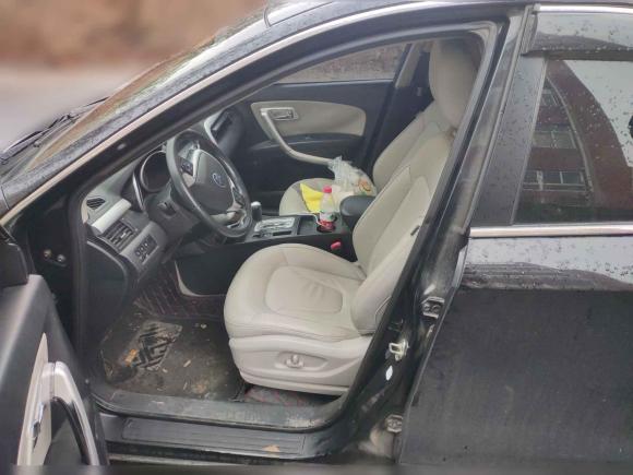 [武汉·鄂W] 二手奔腾奔腾X802013款 2.0L 自动豪华型