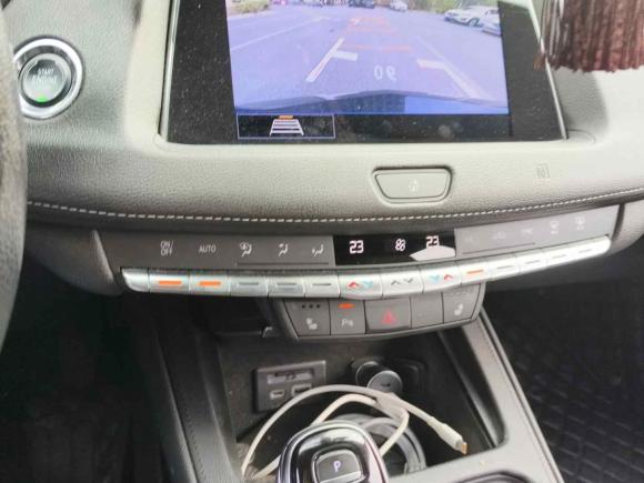 [上海·沪D] 二手凯迪拉克凯迪拉克XT42020款 28T 两驱领先型