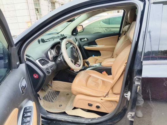 [南昌·赣G] 二手道奇酷威2013款 2.4L 两驱尊尚版