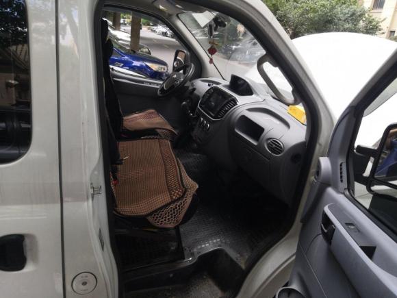 [无锡·苏B] 二手上汽大通MAXUS上汽大通V802021款 2.0T 手动经典傲运通短轴超低顶5/6座