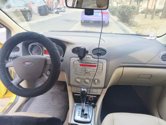 [北京·京K] 二手福特福克斯2012款 两厢经典 1.8L 自动时尚型