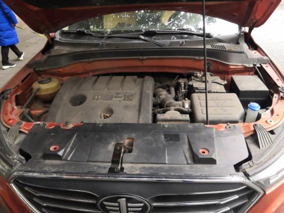 [成都·川A] 二手奔腾奔腾X402017款 1.6L 手动豪华型