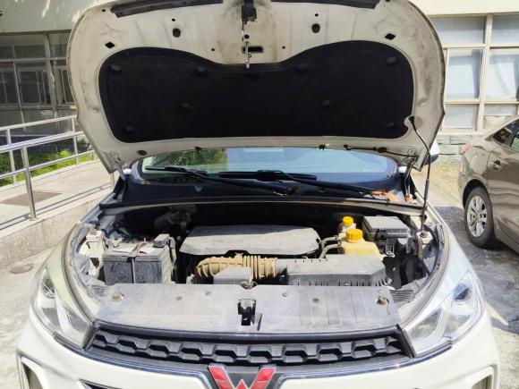 [上海·云C] 二手五菱汽车五菱宏光S32018款 1.5L 手动豪华型 国V