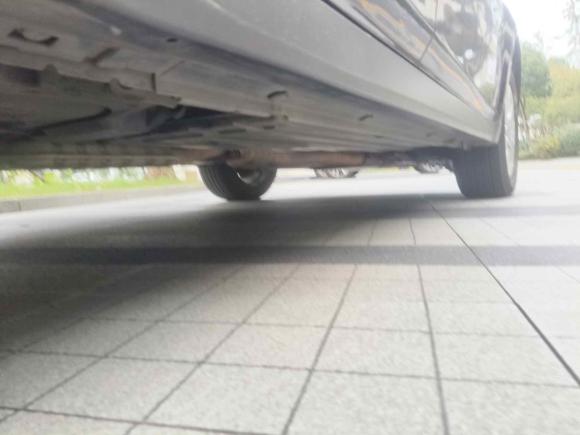 [无锡·苏B] 二手斯巴鲁傲虎2010款 2.5i豪华导航版