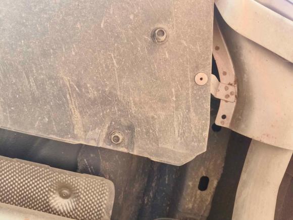 [西安·陕U] 二手奔腾奔腾B702023款 第三代 1.5T 自动畅享型