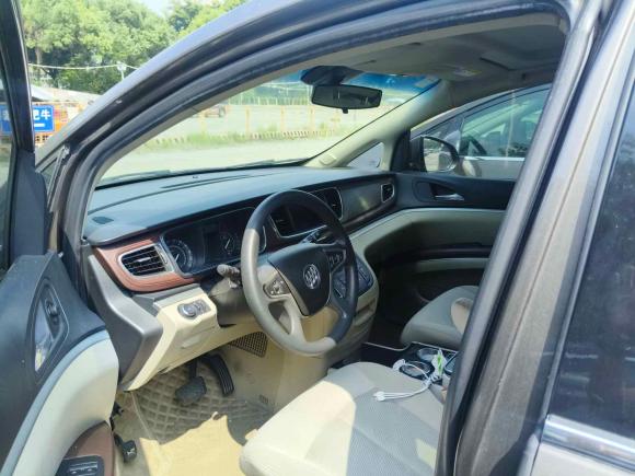 [深圳·粤B] 二手别克别克GL82017款 25S 舒适型 国V