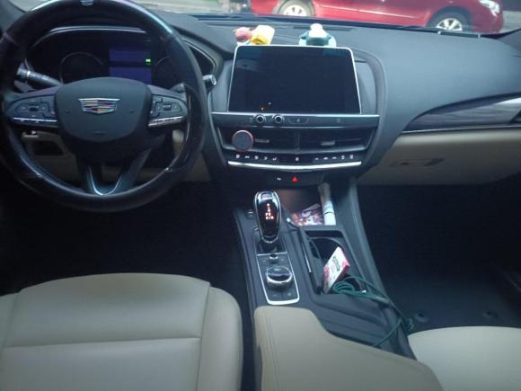 [深圳·粤L] 二手凯迪拉克凯迪拉克CT52020款 28T 时尚运动型