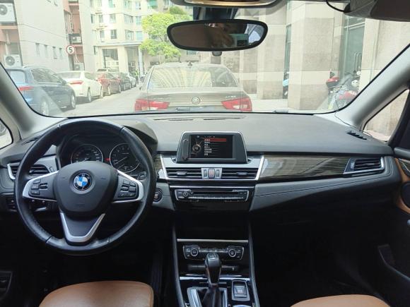 [上海·沪F] 二手宝马宝马2系多功能旅行车2015款 218i 运动设计套装