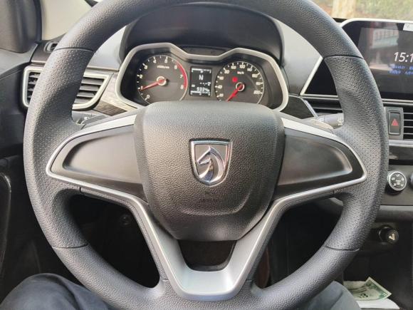 [上海·沪D] 二手宝骏宝骏3102017款 1.5L 自动时尚型