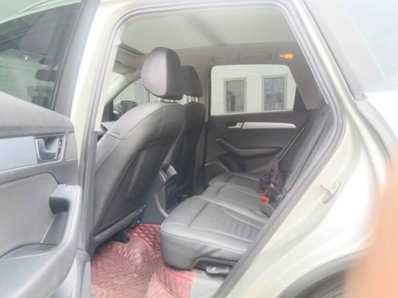 [武汉·鄂W] 二手奥迪奥迪Q52017款 40 TFSI 进取型