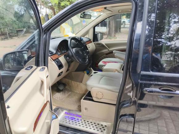 [广州·粤G] 二手奔驰唯雅诺2012款 2.5L 舒适版