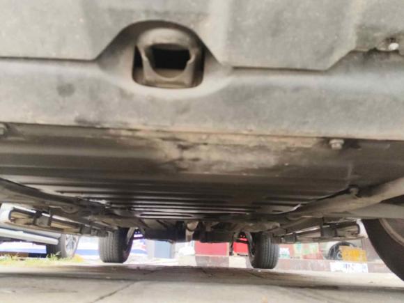 [广州·粤A] 二手路虎神行者22013款 2.2T SD4 S柴油版