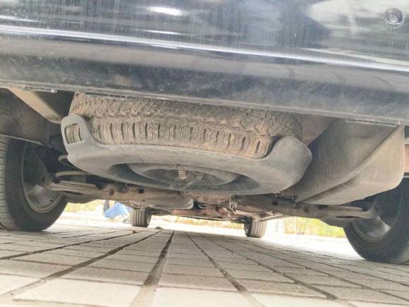 [广州·粤G] 二手奔驰唯雅诺2012款 2.5L 舒适版