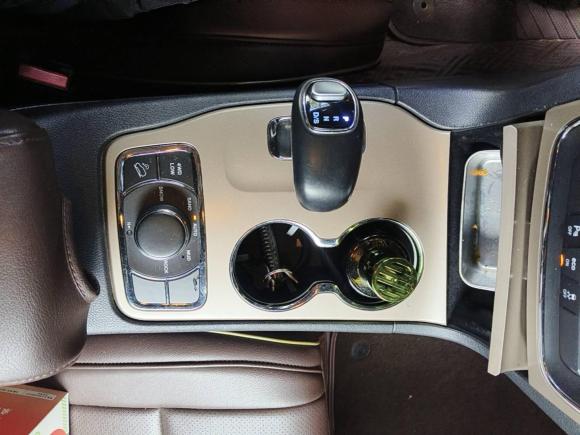 [义乌·浙G] 二手Jeep大切诺基2014款 3.0TD 柴油 舒享导航版